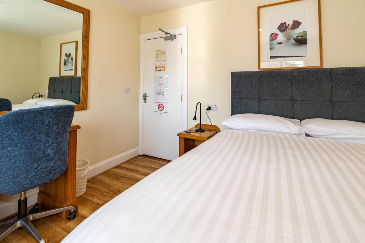 Aisling Guest House Ашбърн Екстериор снимка