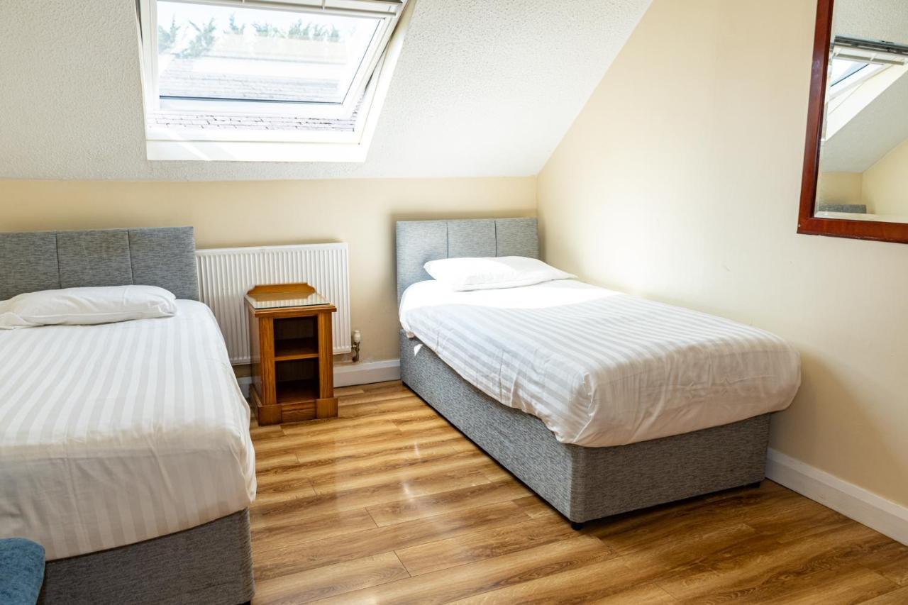 Aisling Guest House Ашбърн Екстериор снимка