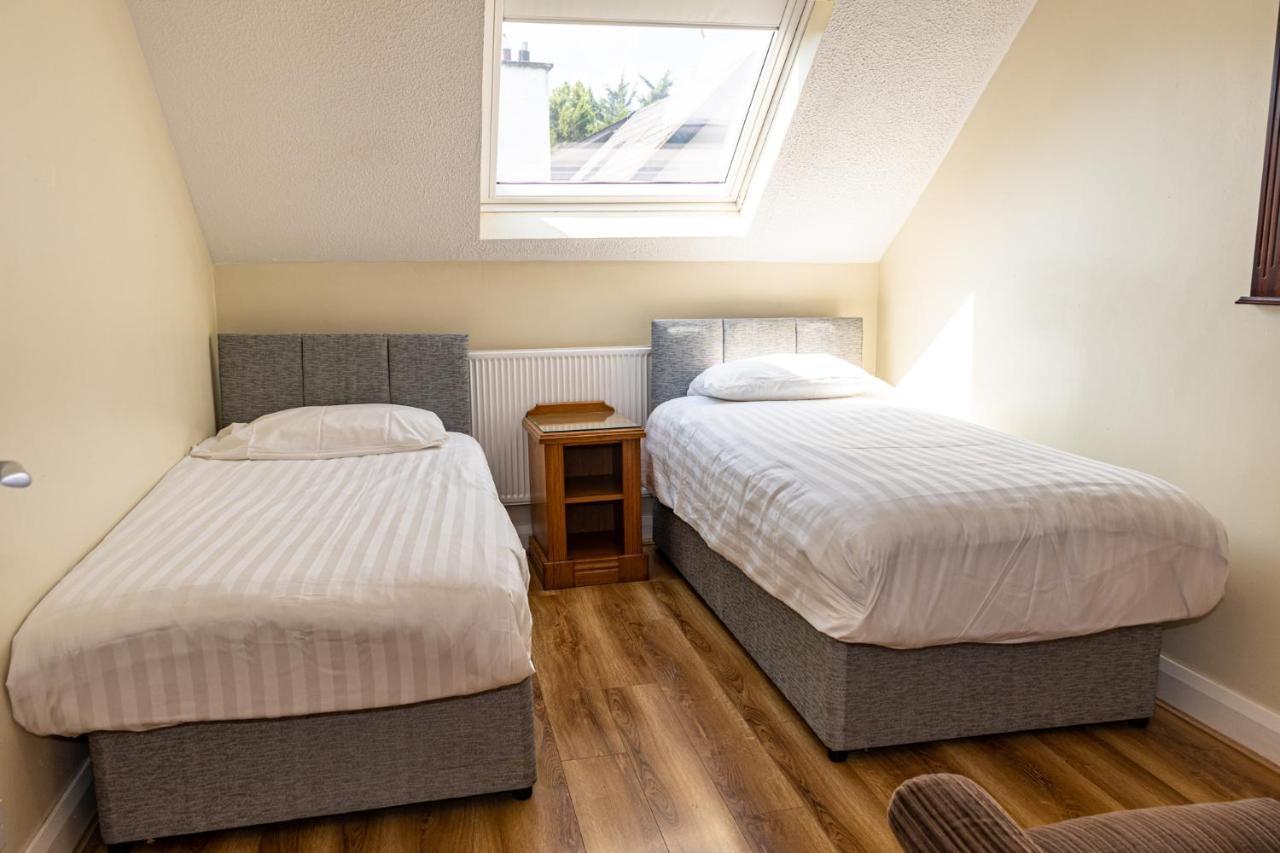 Aisling Guest House Ашбърн Екстериор снимка