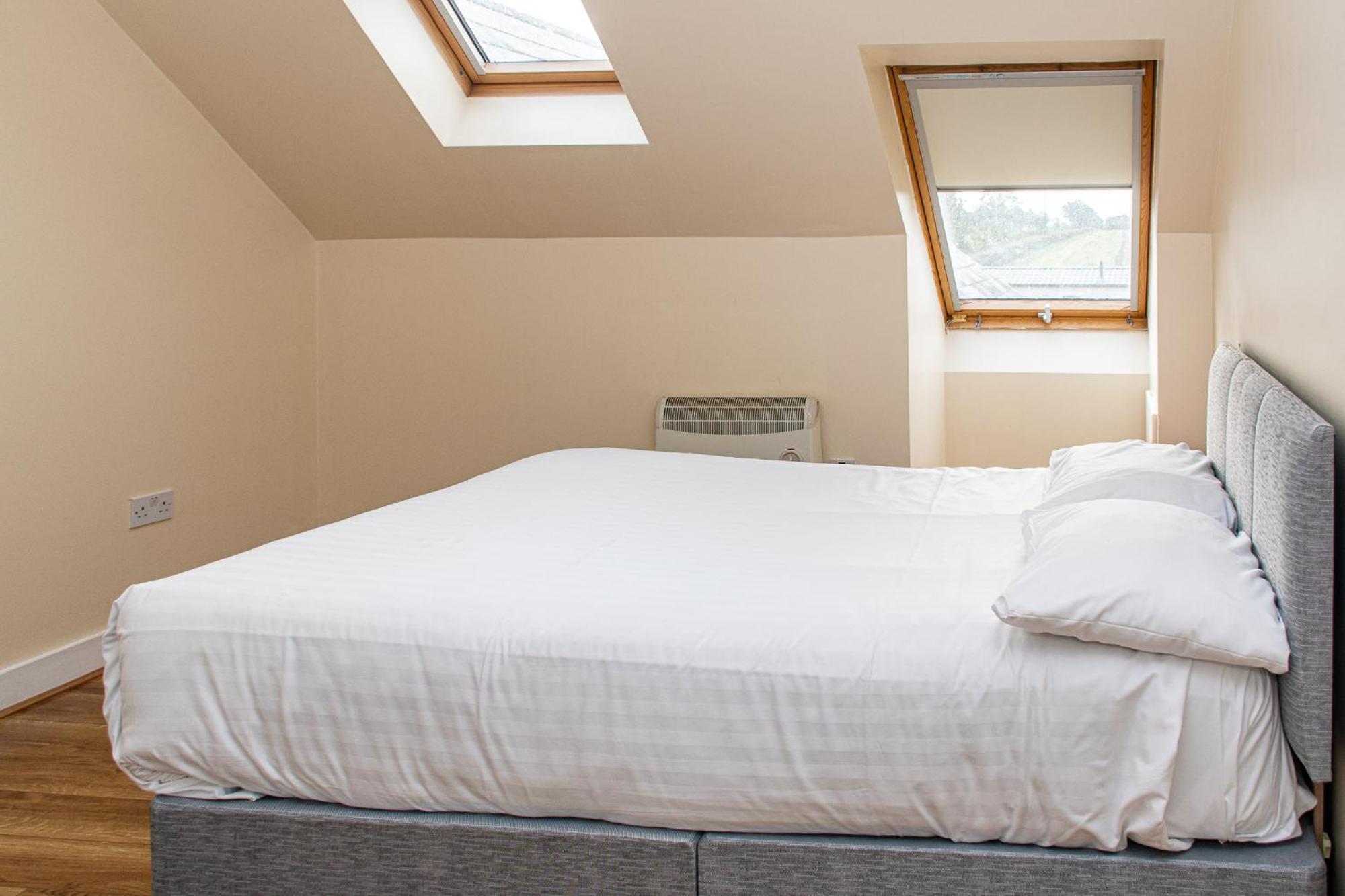 Aisling Guest House Ашбърн Екстериор снимка