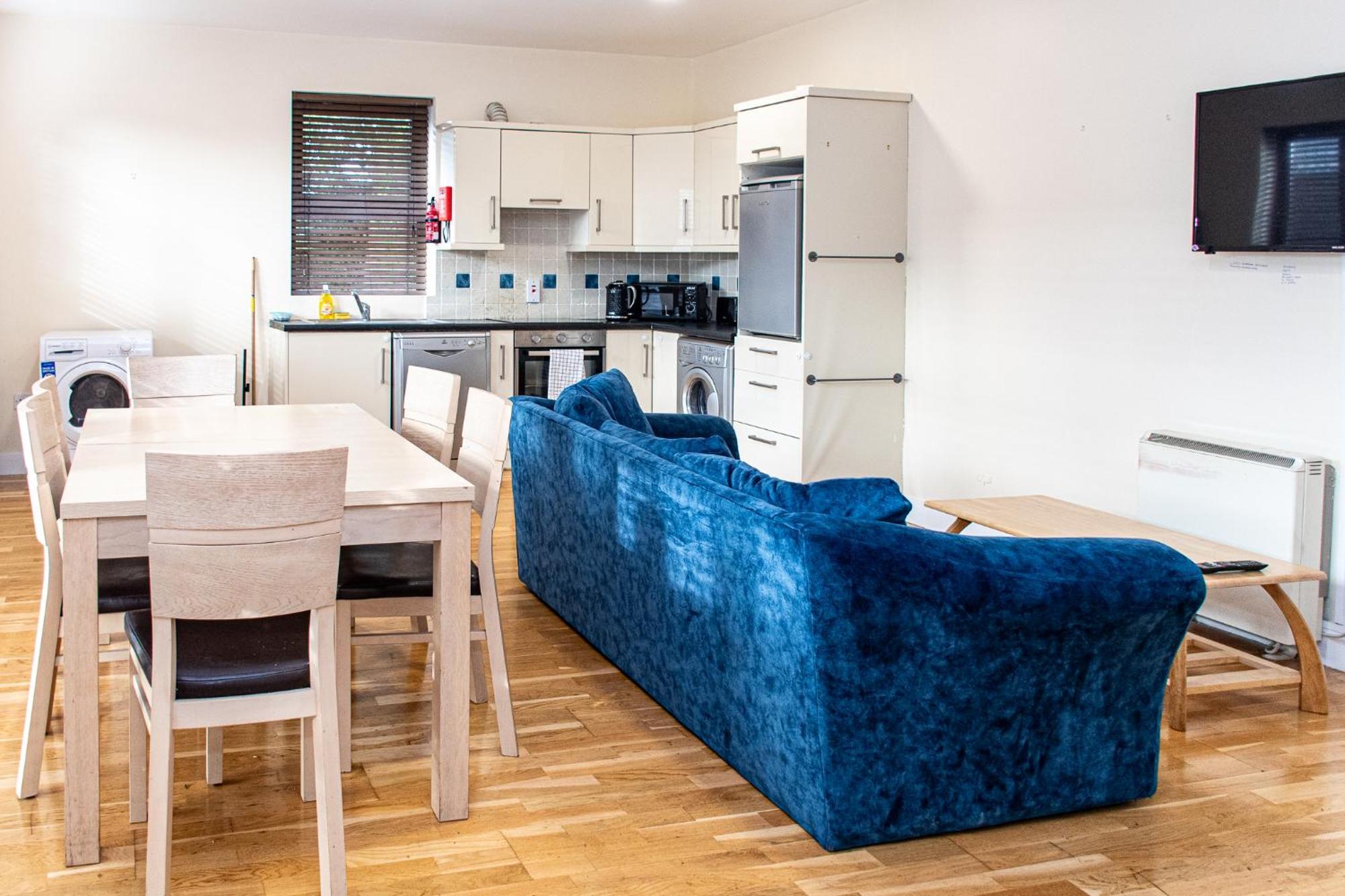 Aisling Guest House Ашбърн Екстериор снимка